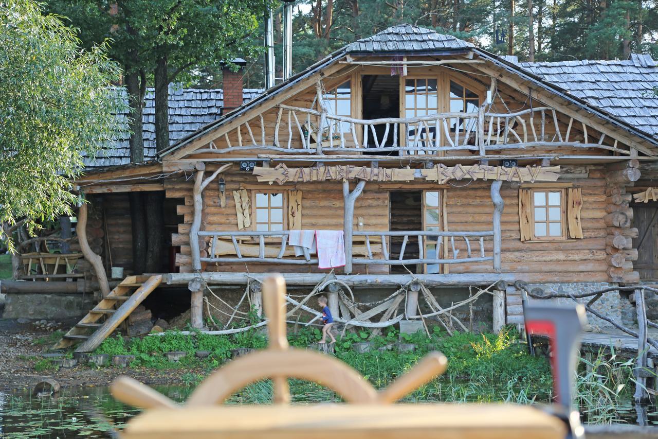 Aghrousadba Zapovednyi Ostrov Hotel Sho Exterior photo